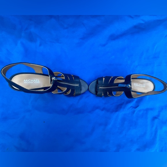 ❗️SOLD❗️ - Picture 4 of 8